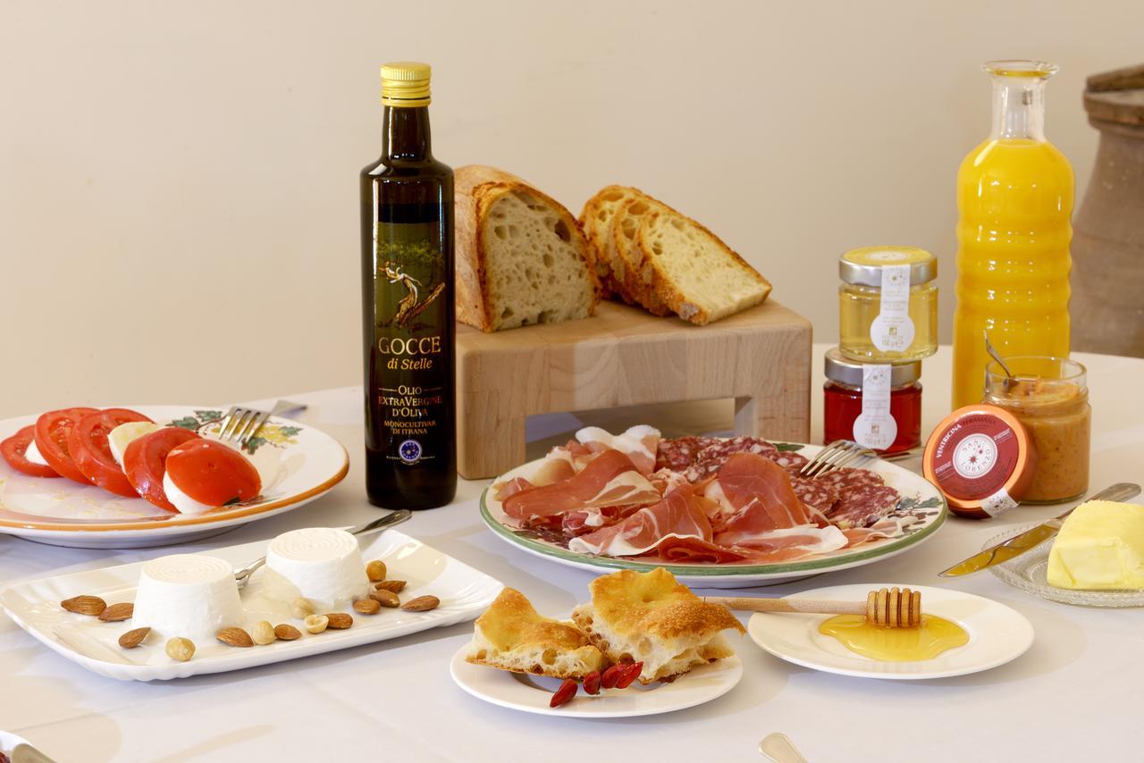 Contado San Lorenzo B&B And Wine Castilenti Exterior photo